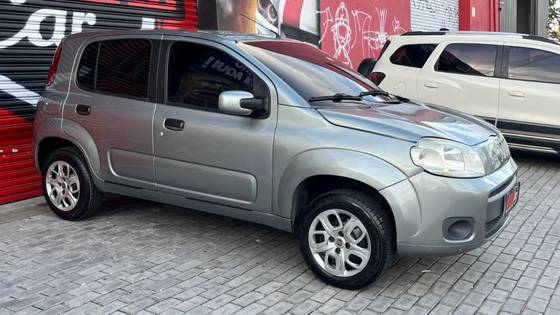 FIAT UNO 1.0 VIVACE 8V FLEX 4P MANUAL